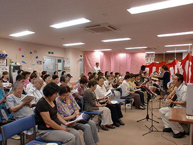 ファミリーデー「歌声の集い」