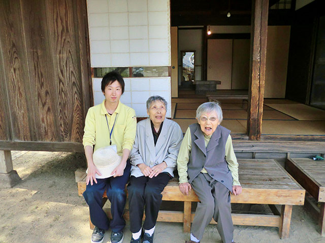 都市農業公園の古民家にて