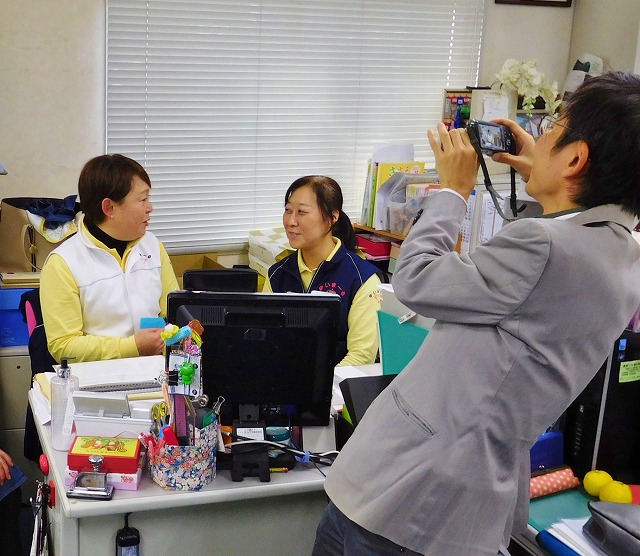 東京新聞の取材