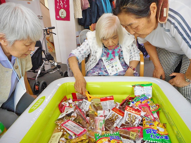 お菓子すくい