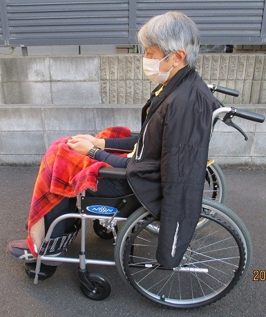 冬の車椅子の注意点